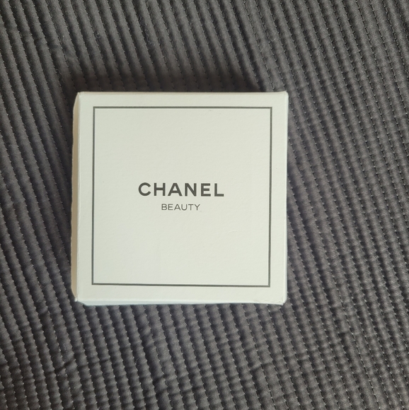 CHANEL Other - Chanel mini gift set